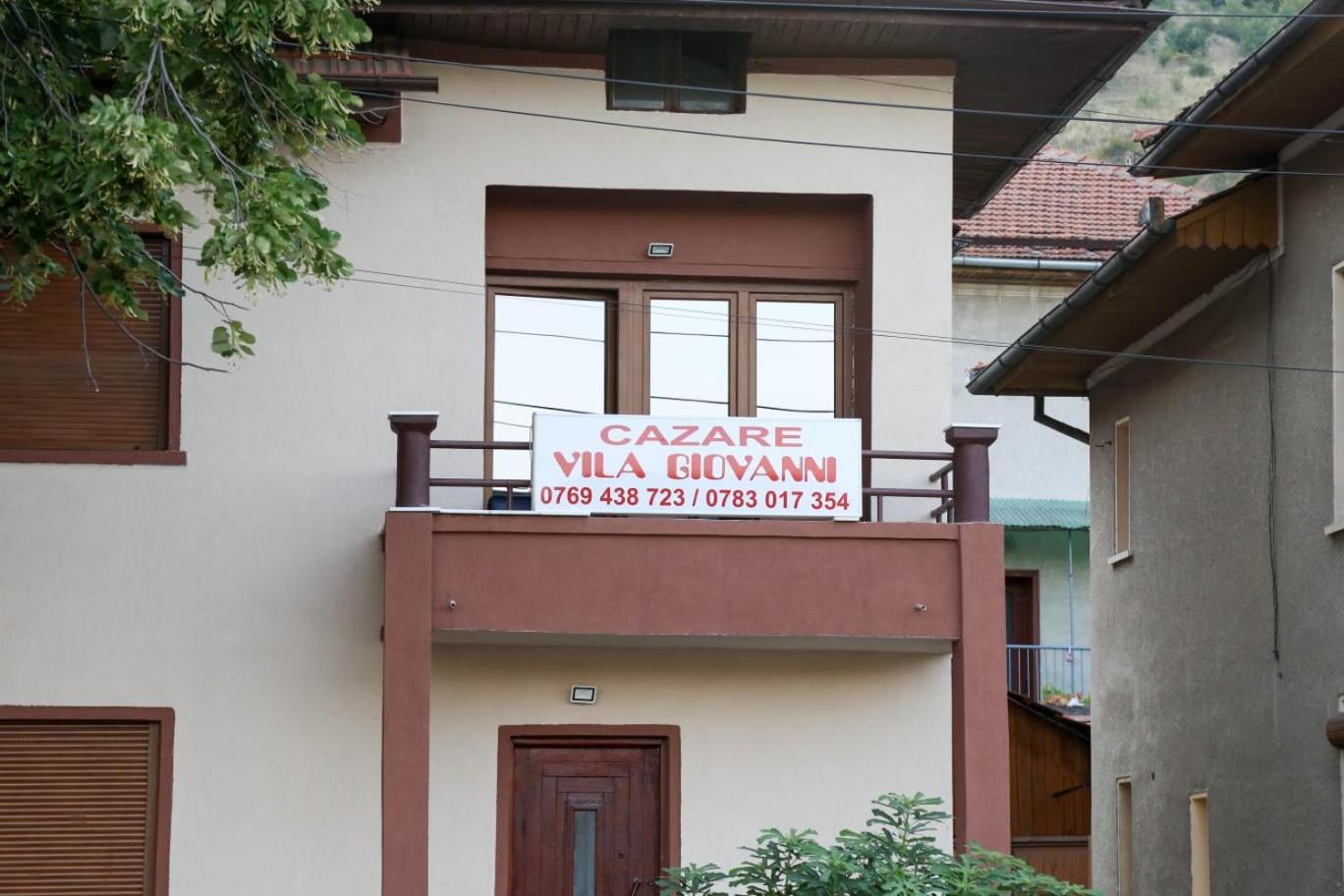 Vila Giovanni Hotel Orsova Exterior photo